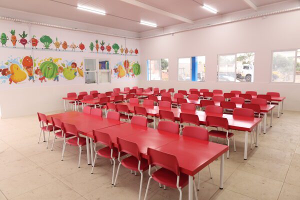Sua Escola Completa com Mobiliários Entregues - Image 2